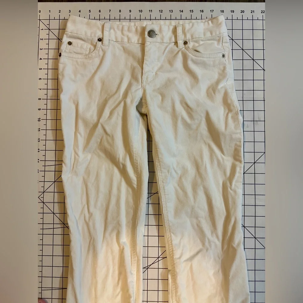 J.Crew Women’s Size‎ 2R Cream Favorite Fit Corduroy Pants